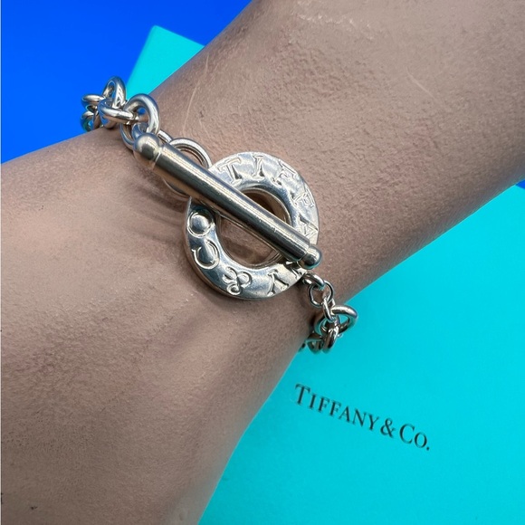 🔴Authentic TIFFANY & CO Sterling Silver Toggle Link Bracelet 🔴 - Picture 2 of 7